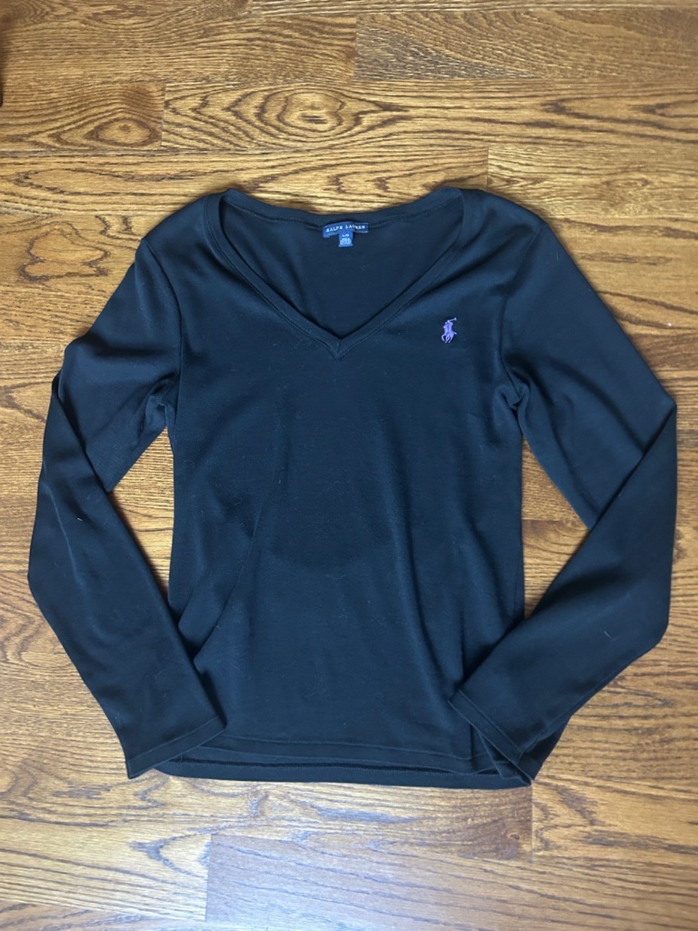 NWOT Ralph Lauren black v neck long sleeve shirt size L